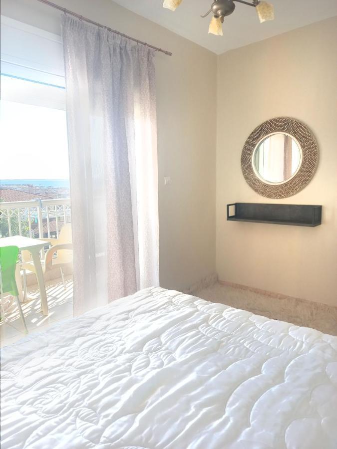 Evis Maisonette With Sea View Flogita Eksteriør billede