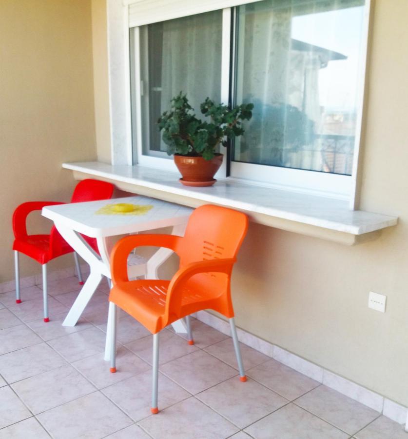 Evis Maisonette With Sea View Flogita Eksteriør billede